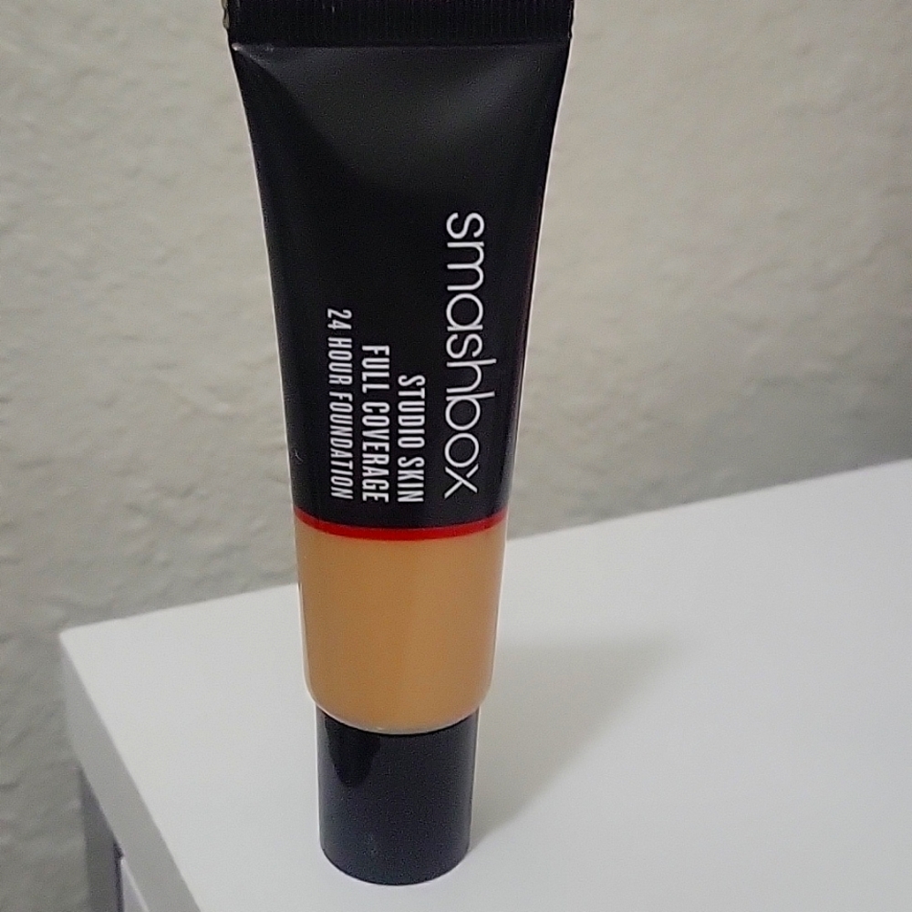 Smashbox foundation